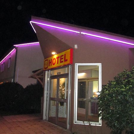 Hotel - Restaurant Du Lac - Agen Boe Ngoại thất bức ảnh