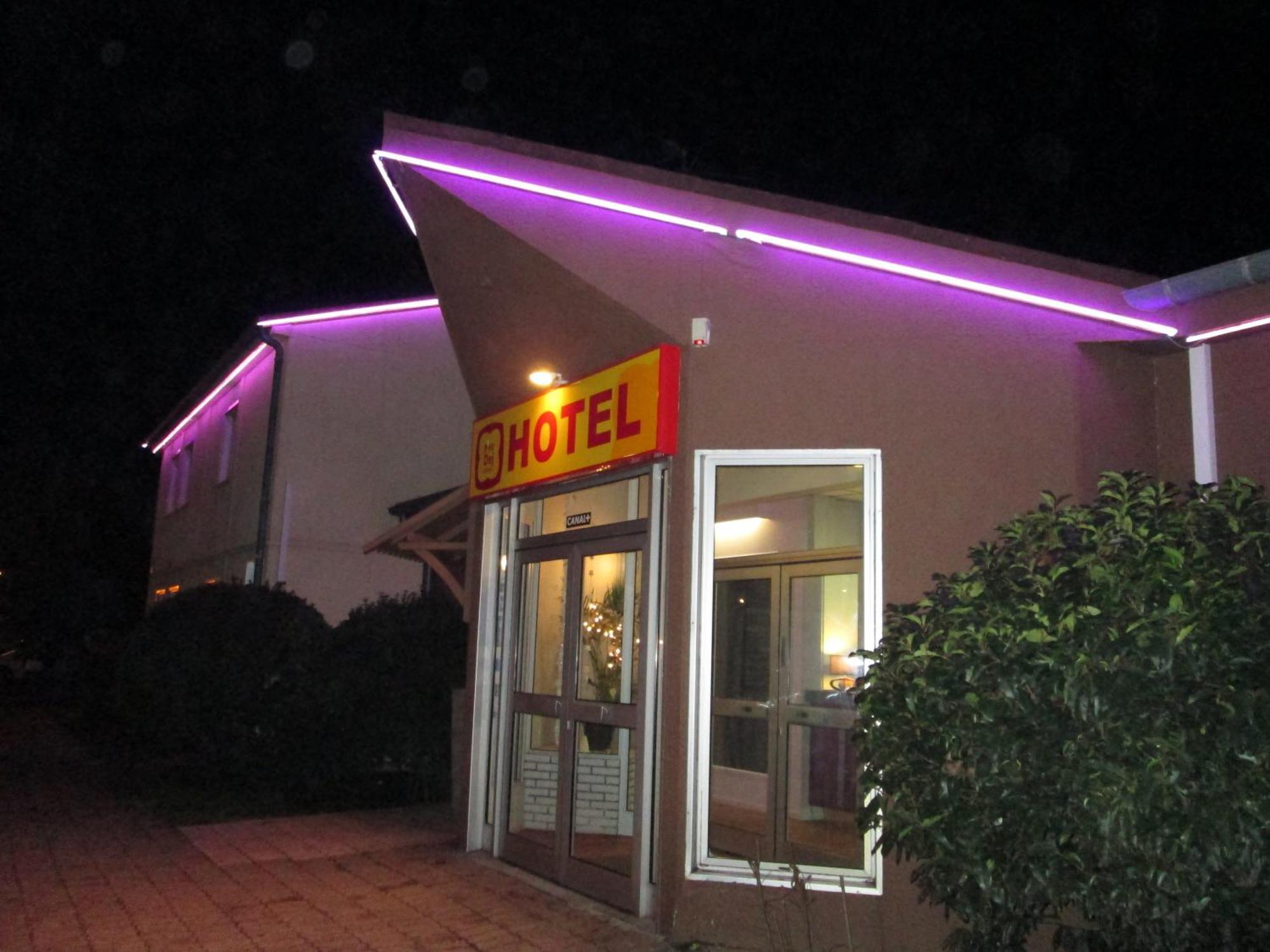 Hotel - Restaurant Du Lac - Agen Boe Ngoại thất bức ảnh